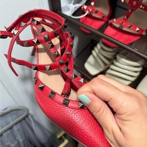 Valentino rockstuds
